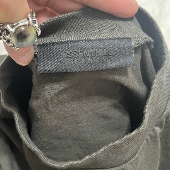 EUC Men’s Size X-large Fear Of God Essentials Crew-neck Cotton Tee In Ink Color - Picture 12 of 16